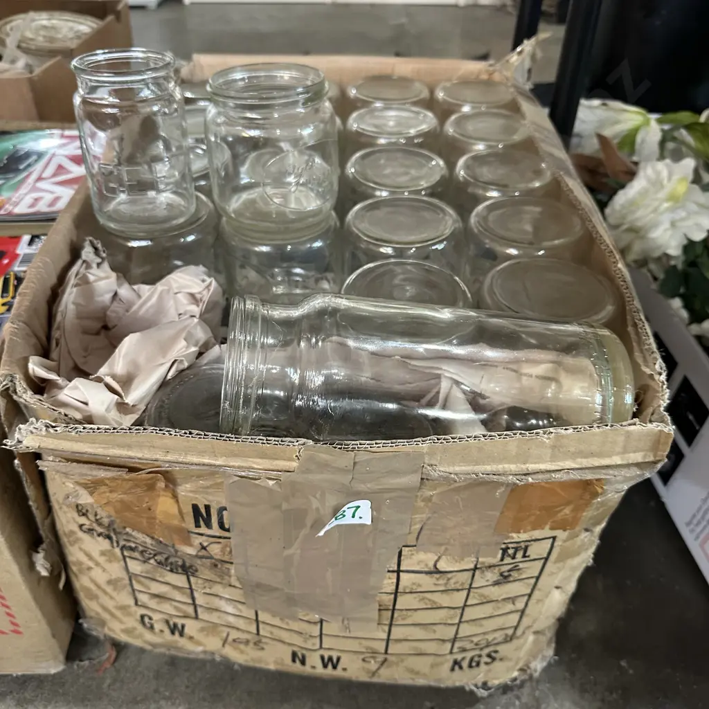 Appox 20 half jars, 20 full jars plus some extras Image 1++