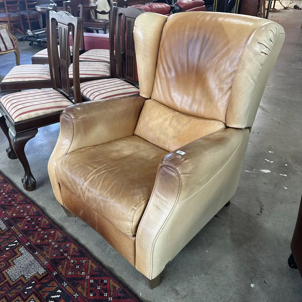 Natuzzi distressed leather wingback recliner chair Image 1++