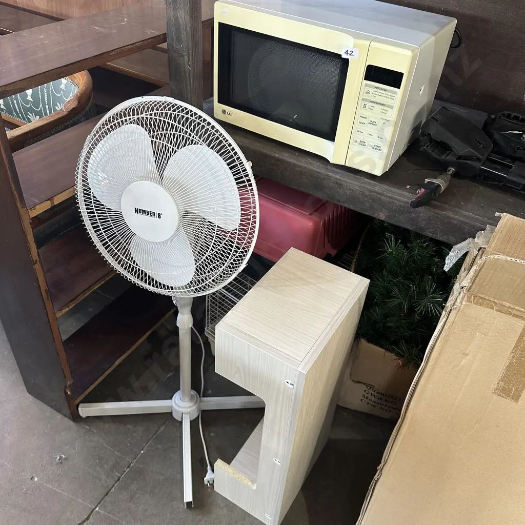 microwave, fan and step Image 1++