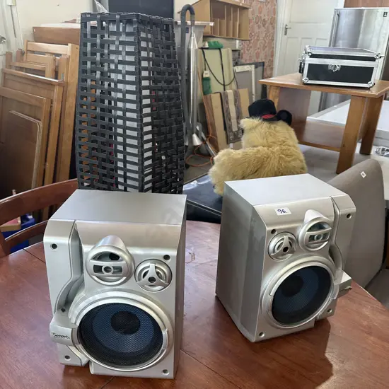 solar lamp and speakers