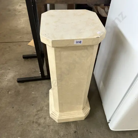 Plaster planter column 700mm