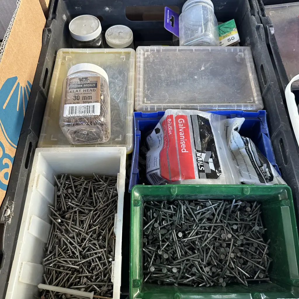 Bin hardware Image 1++