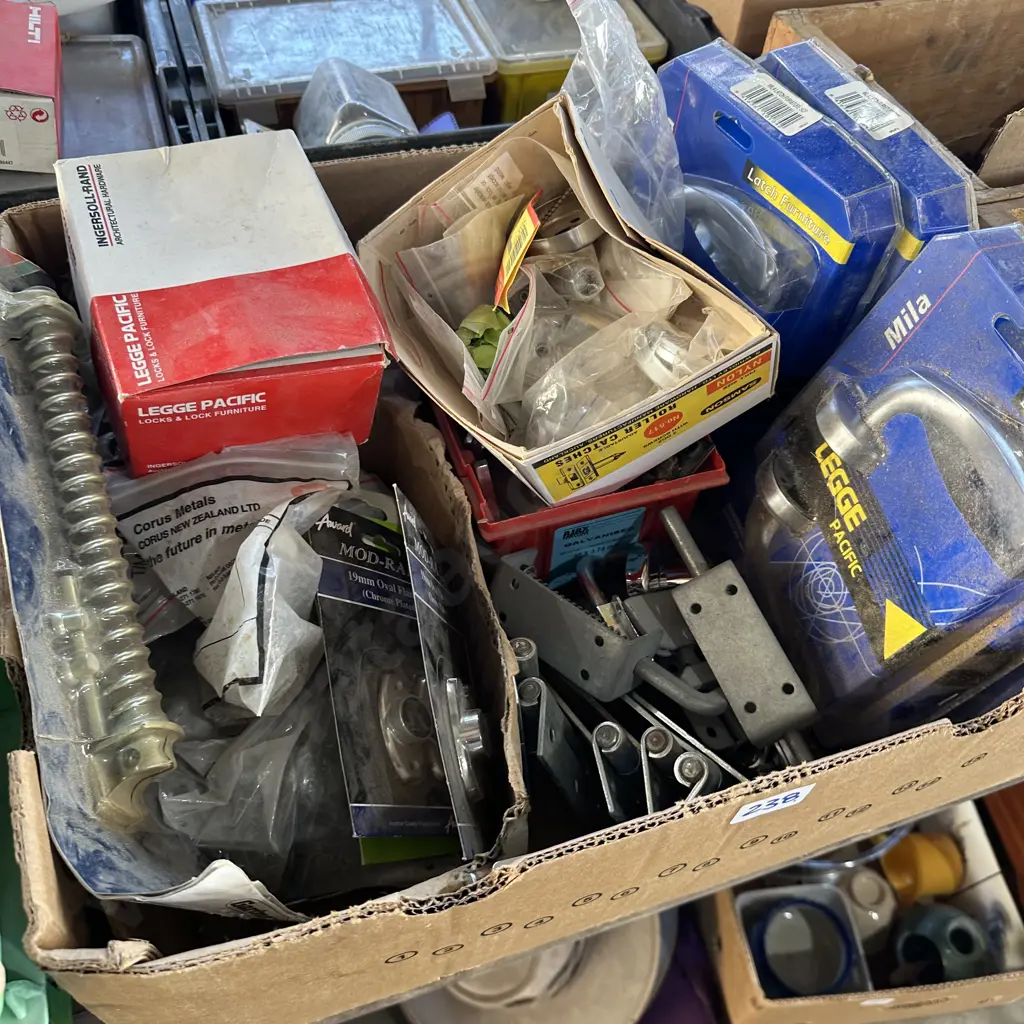 Box of hardware including new door handles, gate spring etc. Image 1++