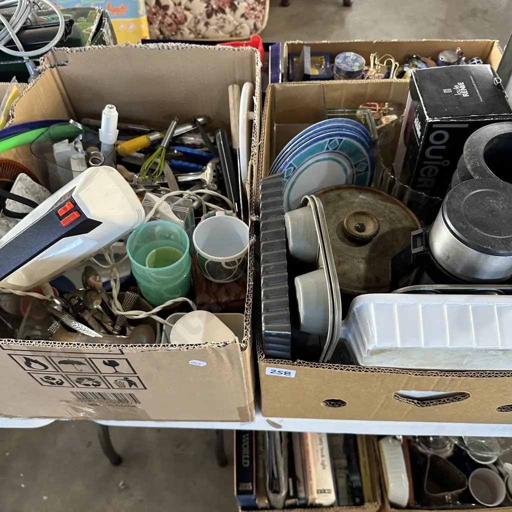 Two boxes cutlery and utensils, bowl and bakeware etc. Image 1++