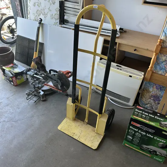 Sack barrow