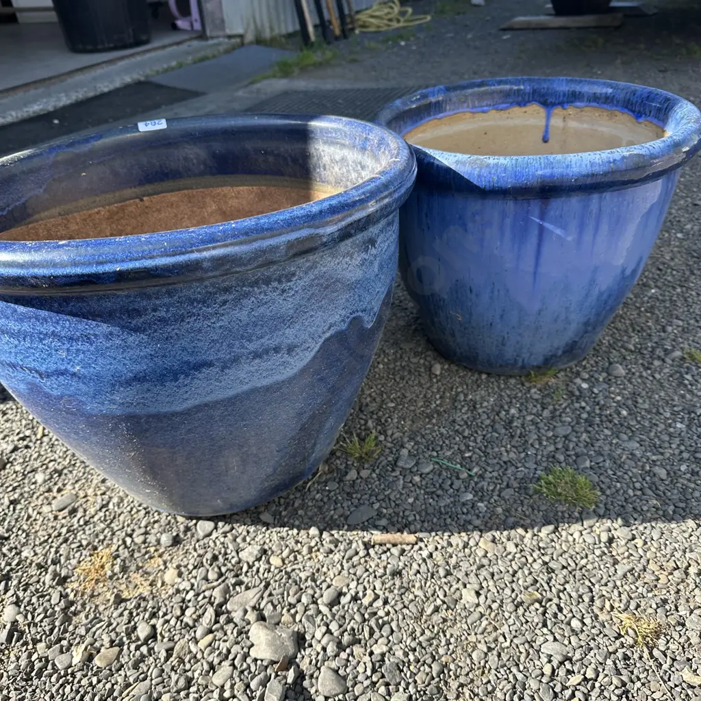 Two blue planters Image 1++