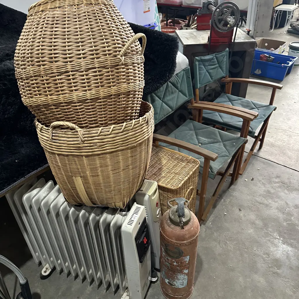 3 cane baskets, 2 oil heaters, fire extinguisher and 2 folding chairs Image 1++