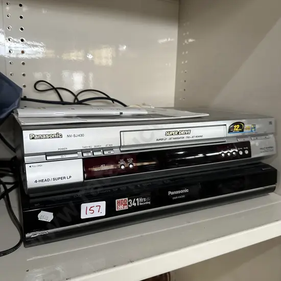 DVD recorder and VCR player