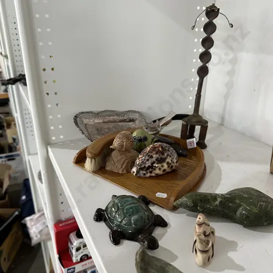 Collectables including miniature blue mountain