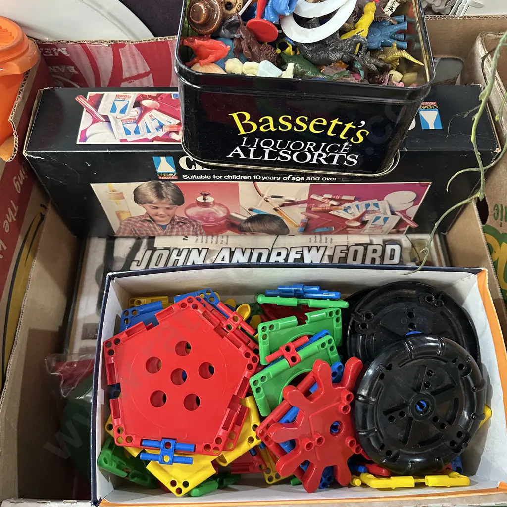 games and toys Image 1++