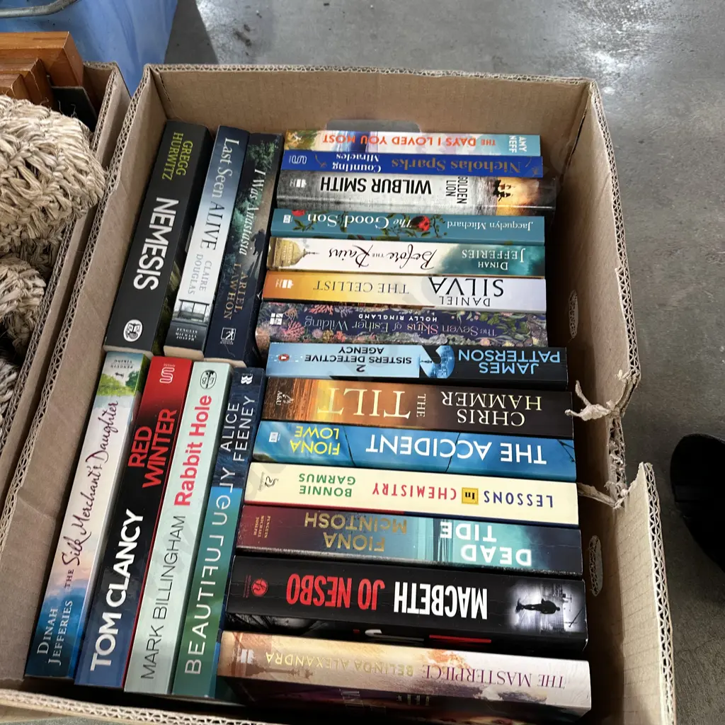 books Image 1++