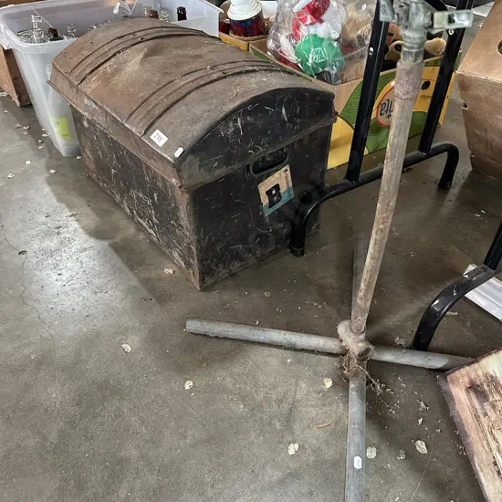 early trunk and sprinkler