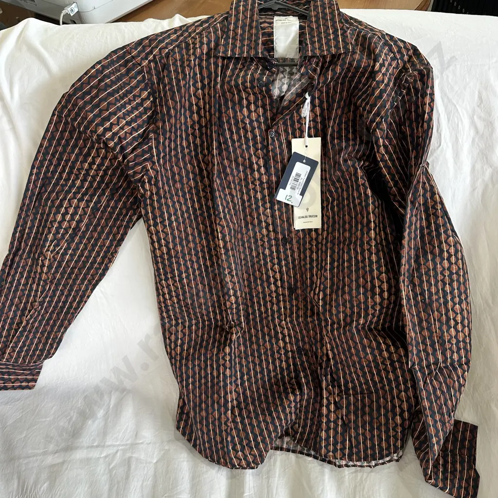 Osvaldo Trucchi XL/$349 Image 1++