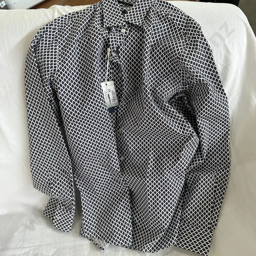 Ingram 46/$359 Image 1++