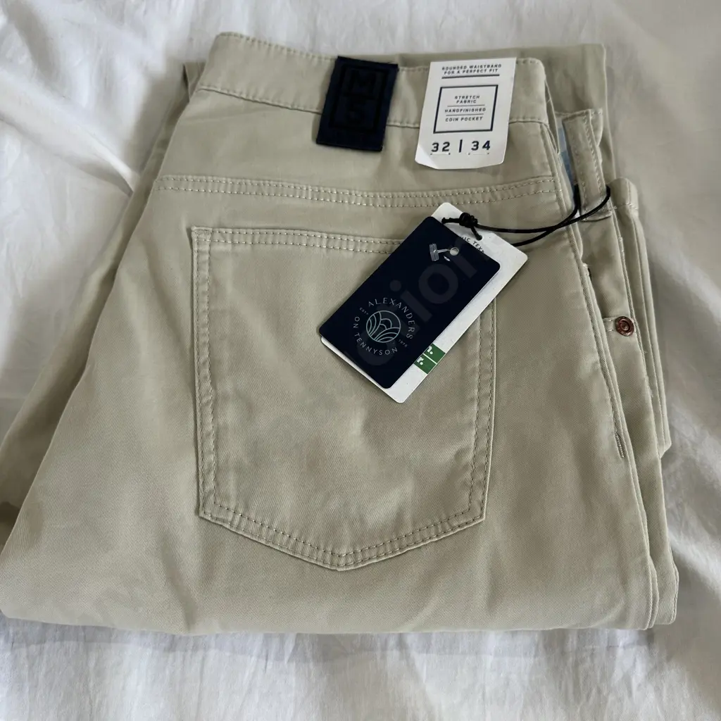 M5 Chino 32/$329 Image 1++