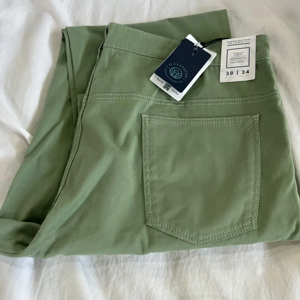 M5 Chino 38/$329 Image 1++