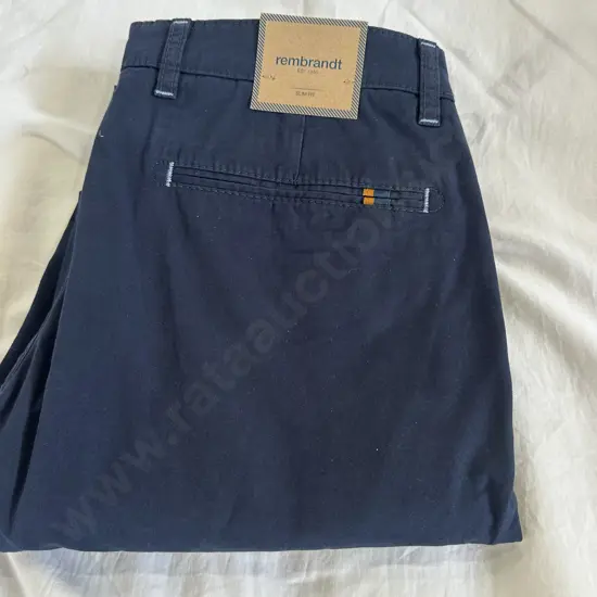 Rembrandt  Chino 32/$199