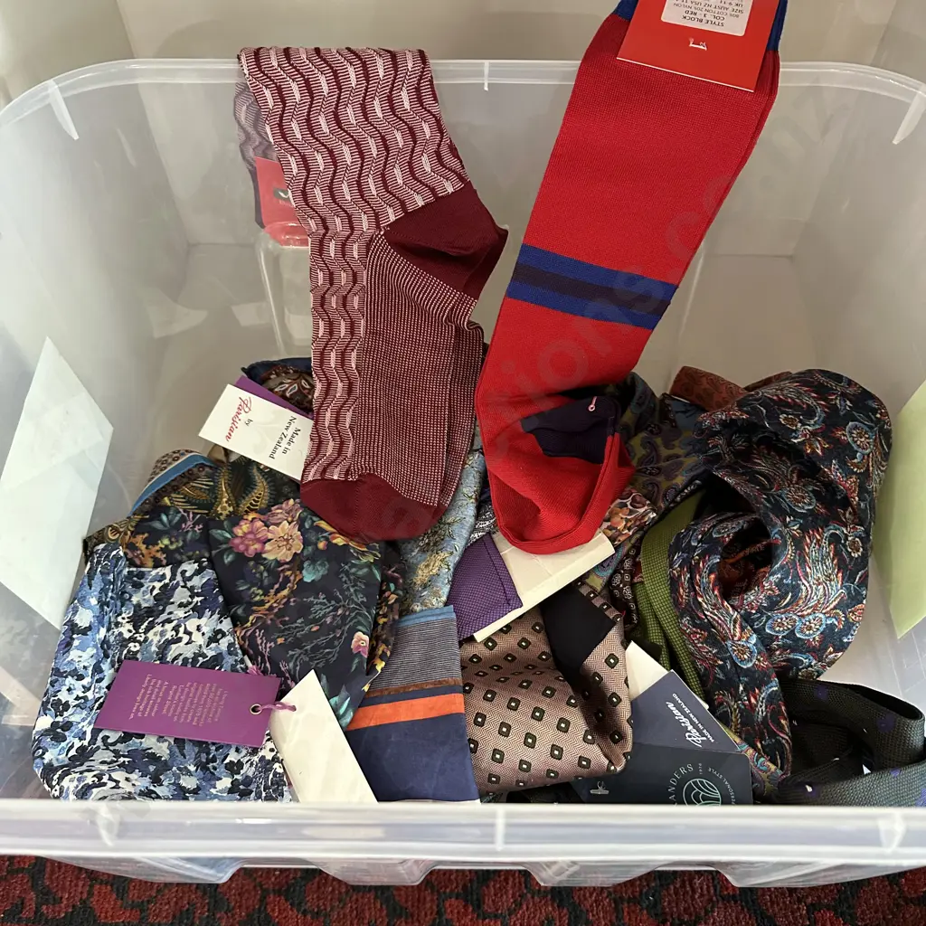 7 x Ties, Braces, 11 x pocket squares & 2 pr socks Image 1++