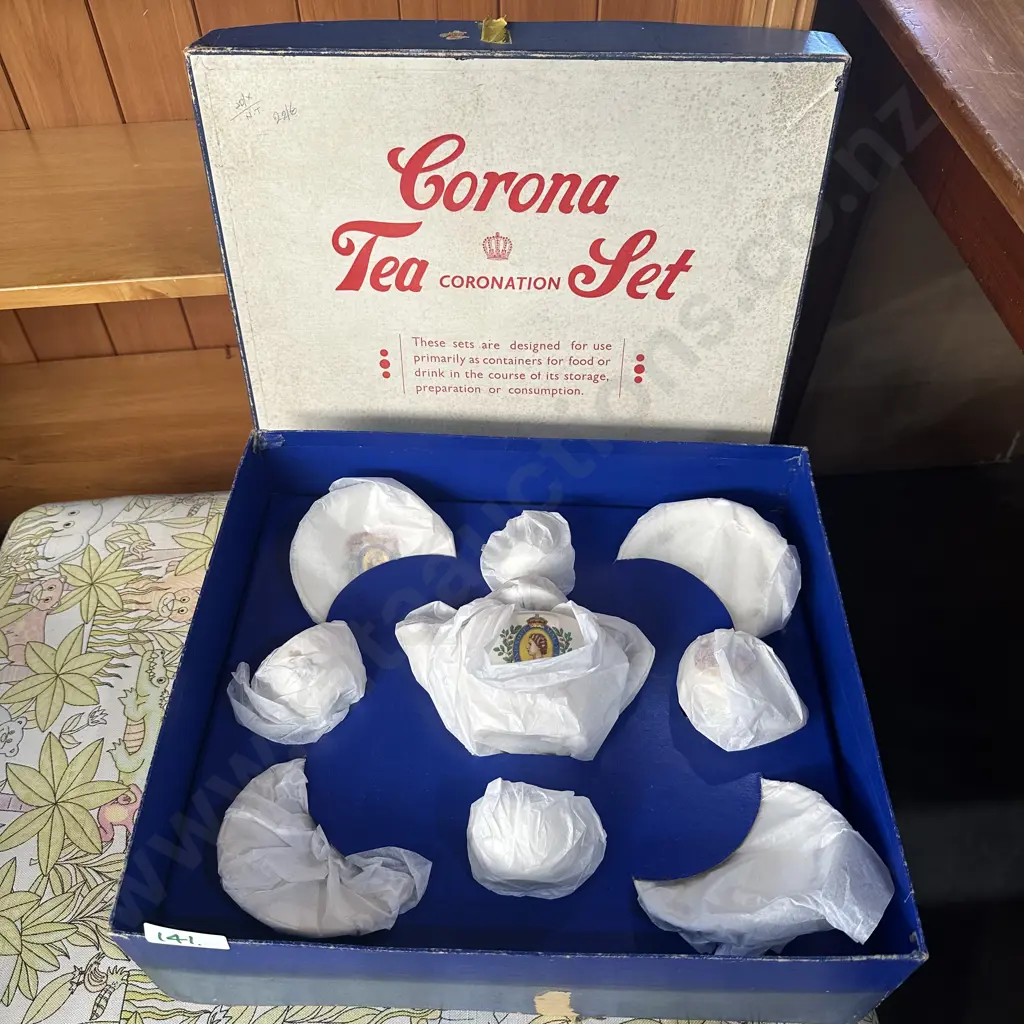 Coronation tea set Image 1++