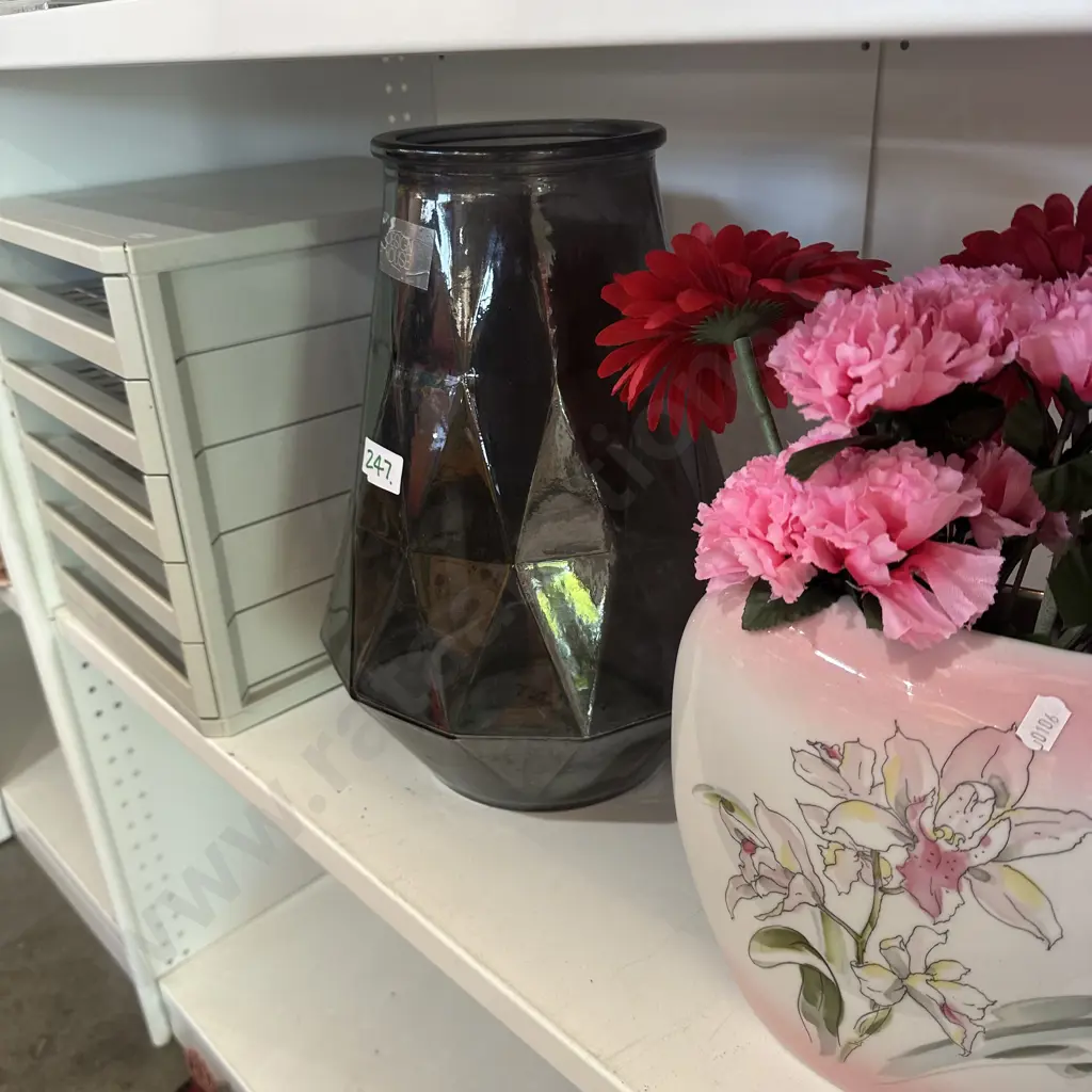 Vases, flowers, file Image 1++