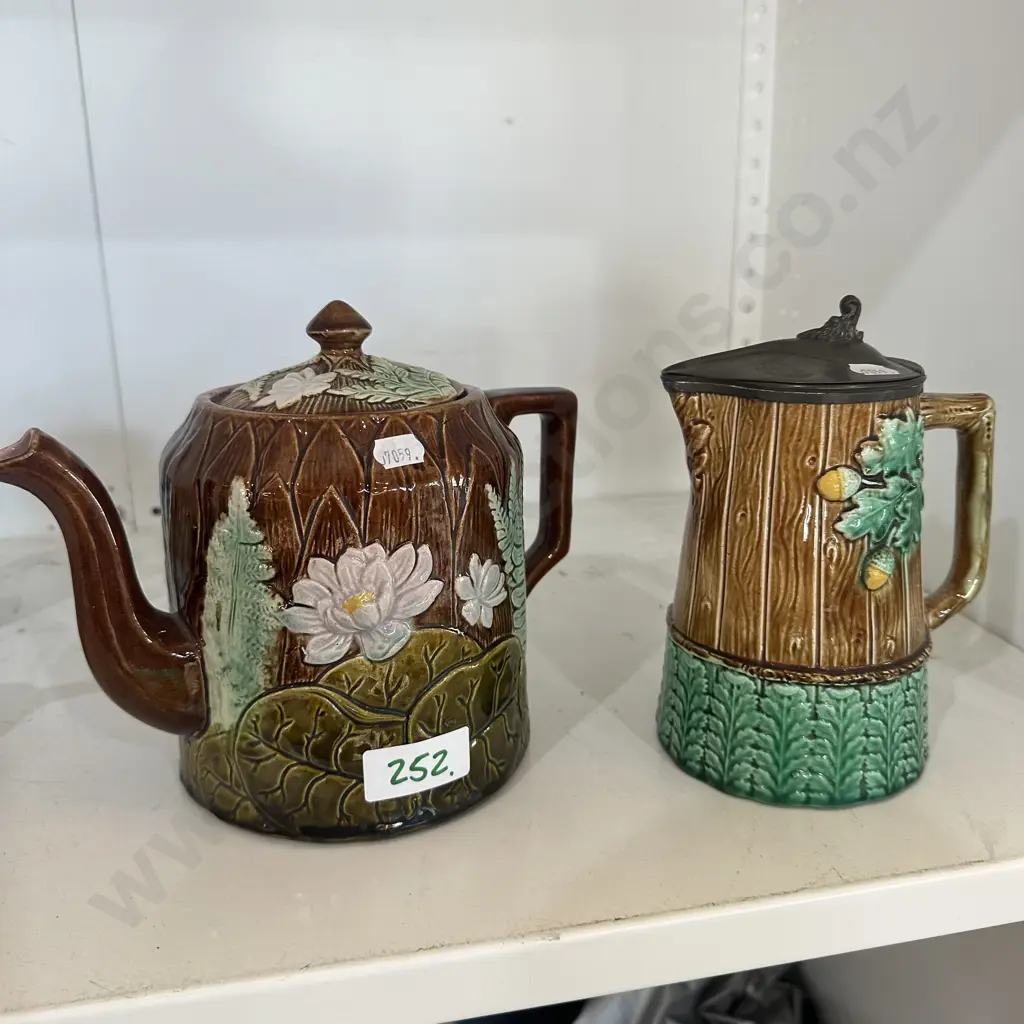 Majolica tea pot and pewter lidded jug. Image 1++
