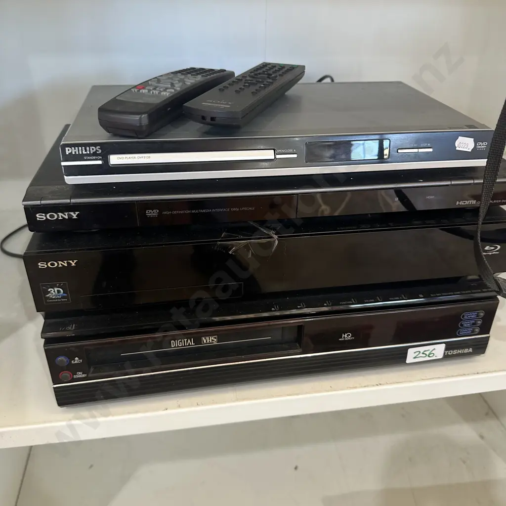 DVD, blu-ray and Video cassette players Image 1++