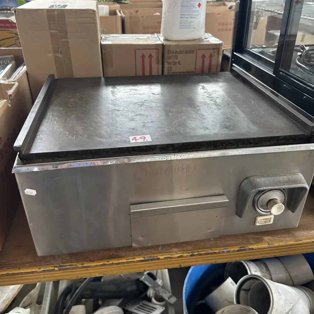 Electric commercial hotplate (must be hard wired) Image 1++