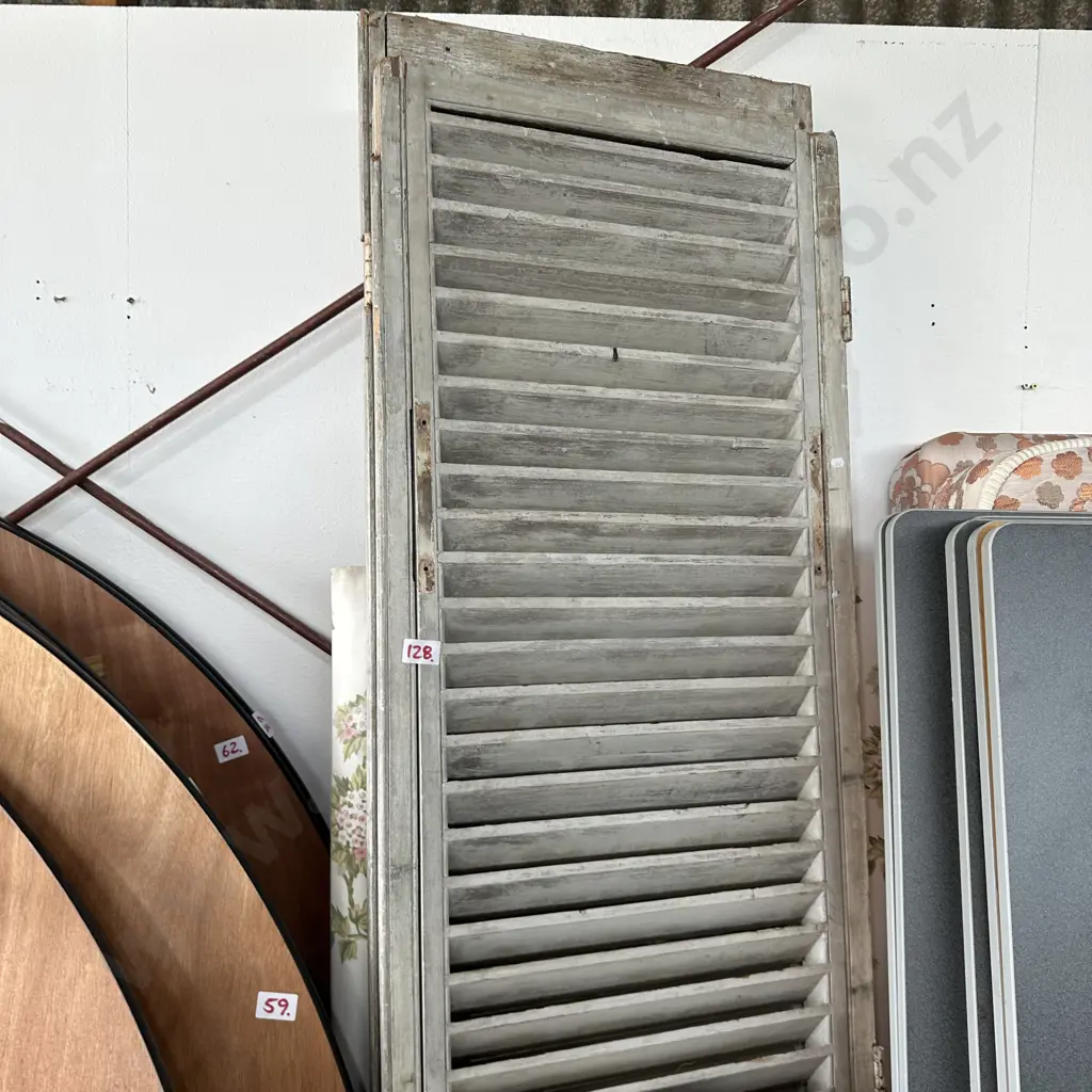 Pair shutters Image 1++