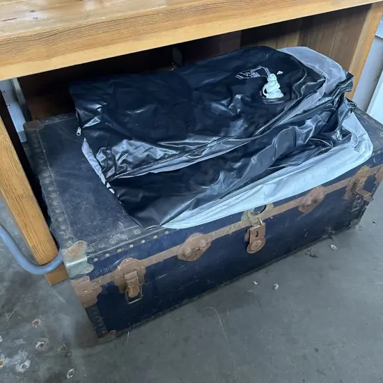 Trunk and double air bed