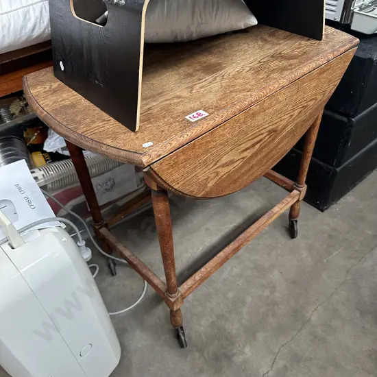 Drop leaf tea trolley - oak