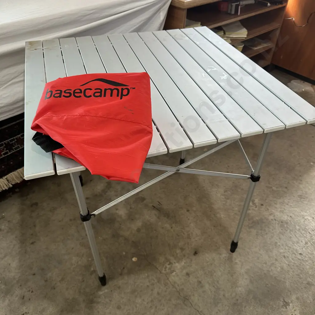 camping bed & base camp picnic table (2pics) Image 1++