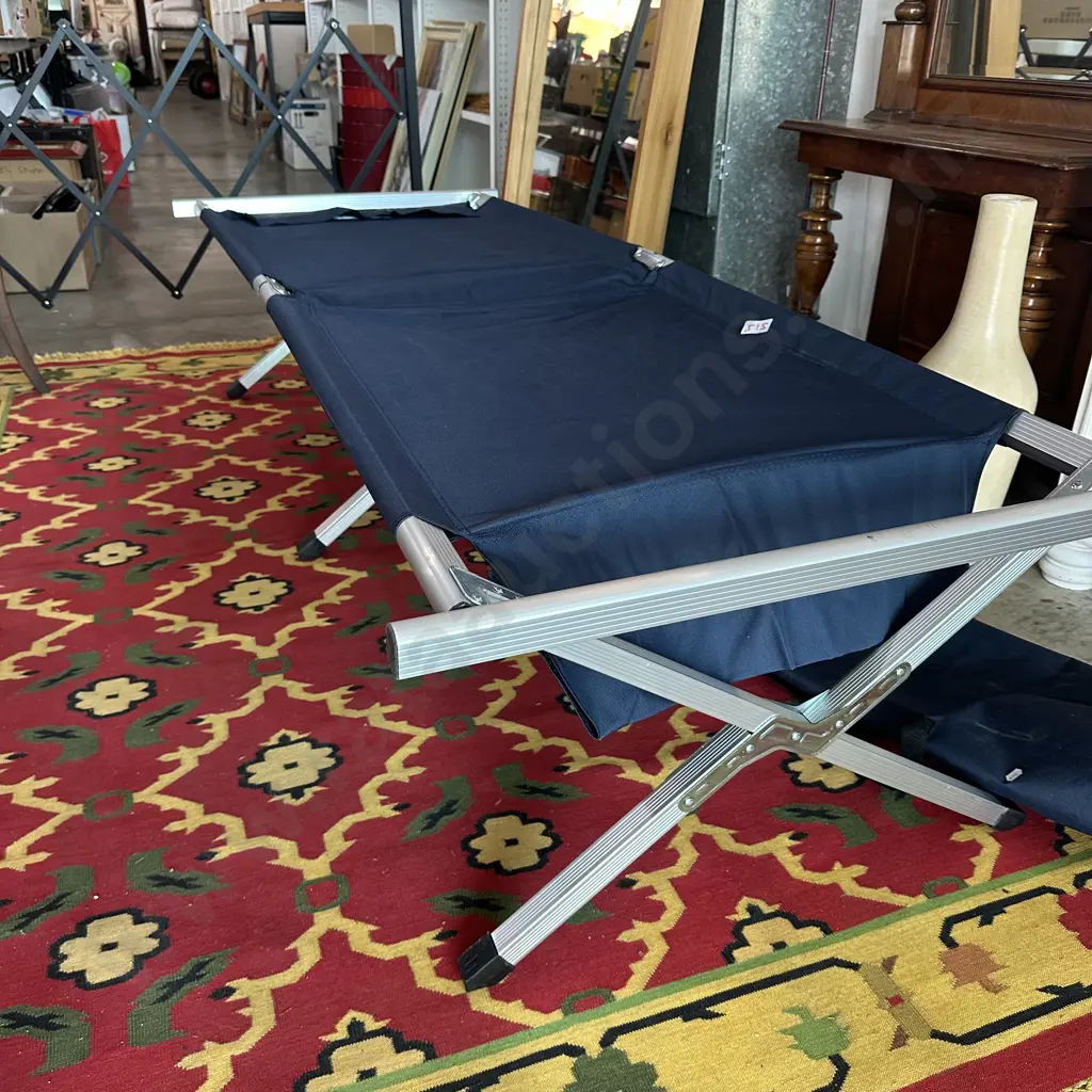 camping bed & base camp picnic table (2pics) Image 1++