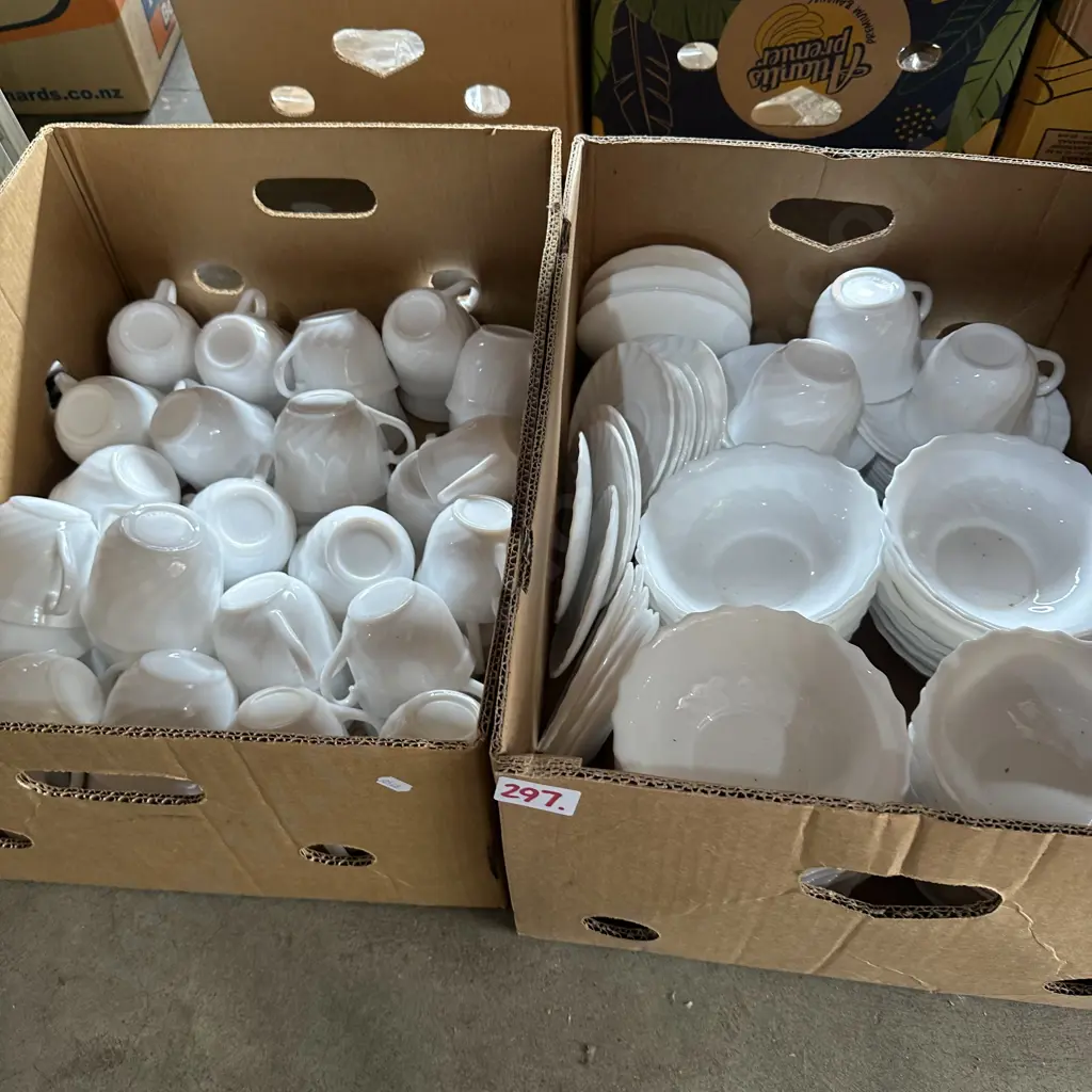 2 box crockery Image 1++