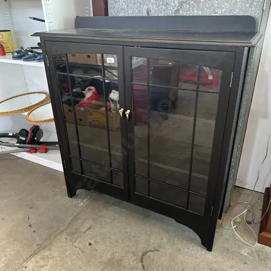 Laquared oak display case