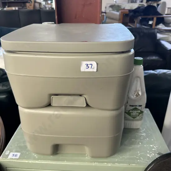portable toilet and cleaner