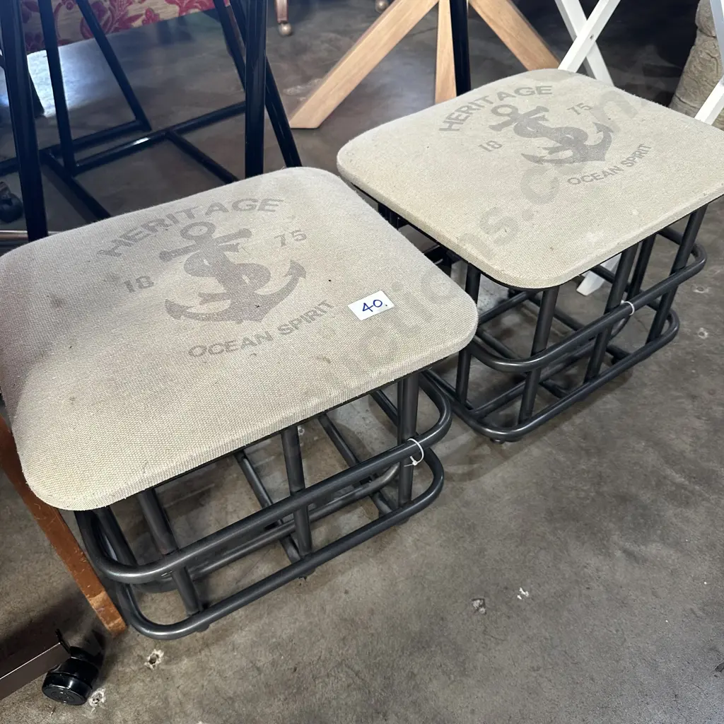 Pr tubular base stools Image 1++