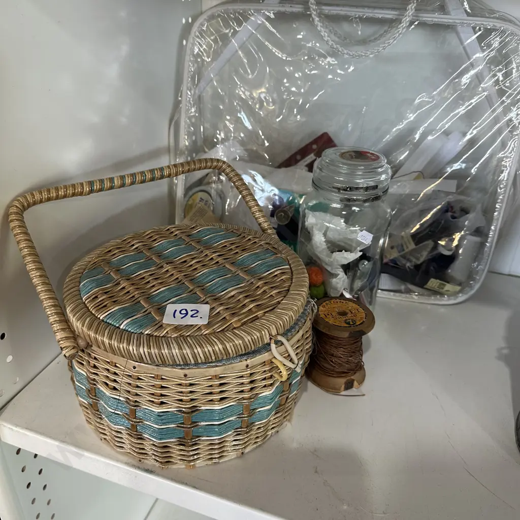sewing basket and contents etc Image 1++