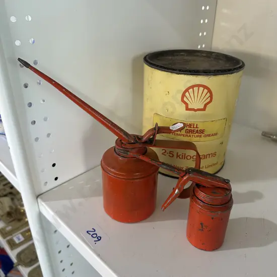 Shell grease and 2 oilers