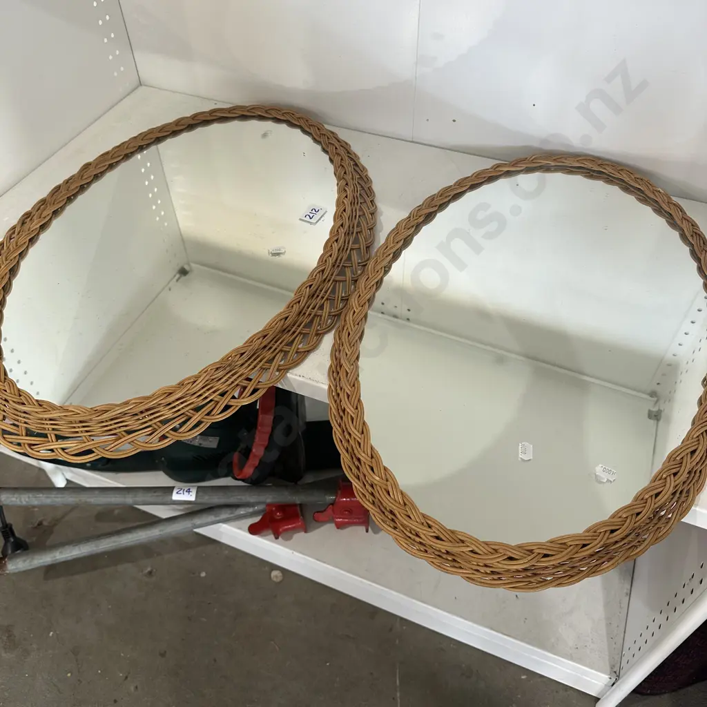 2 wicker frame mirrors Image 1++