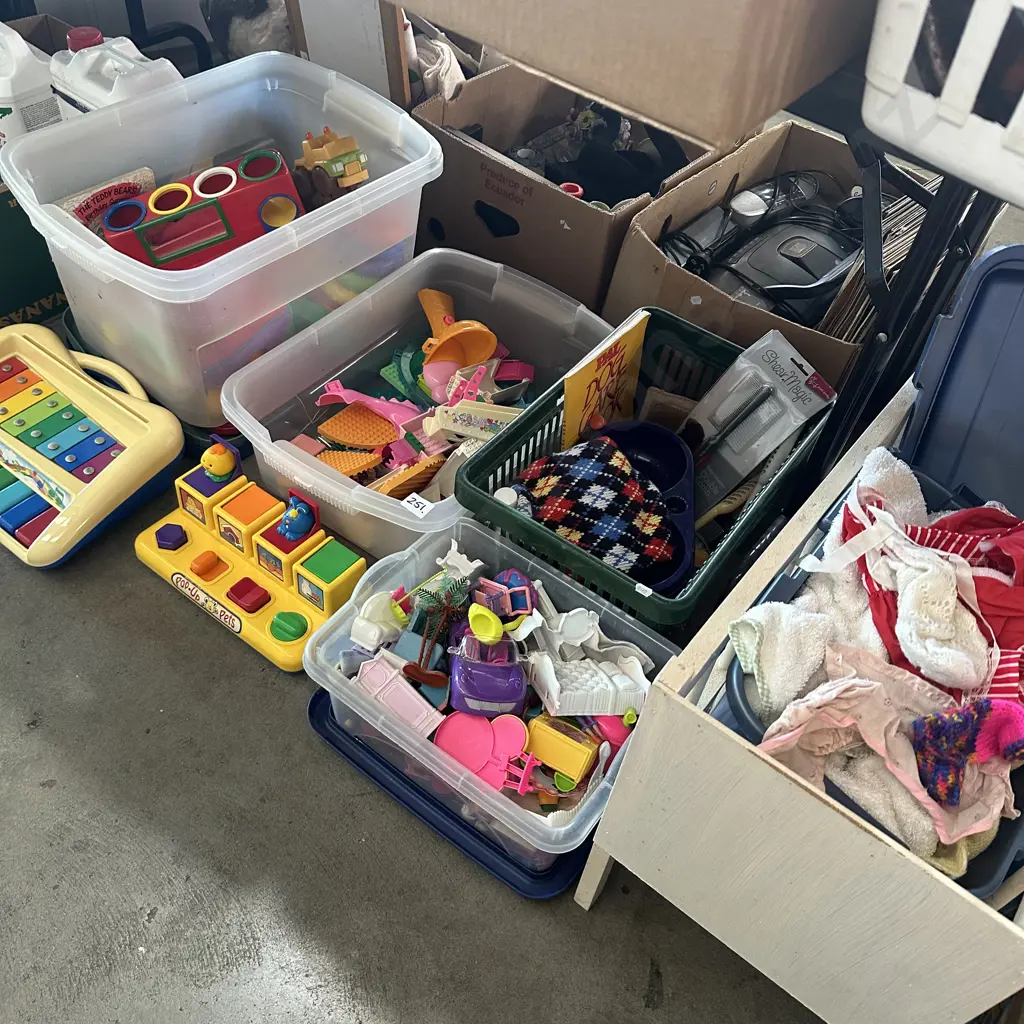 Lidded bins, dolls clothes and accessories, toys etc. Image 1++