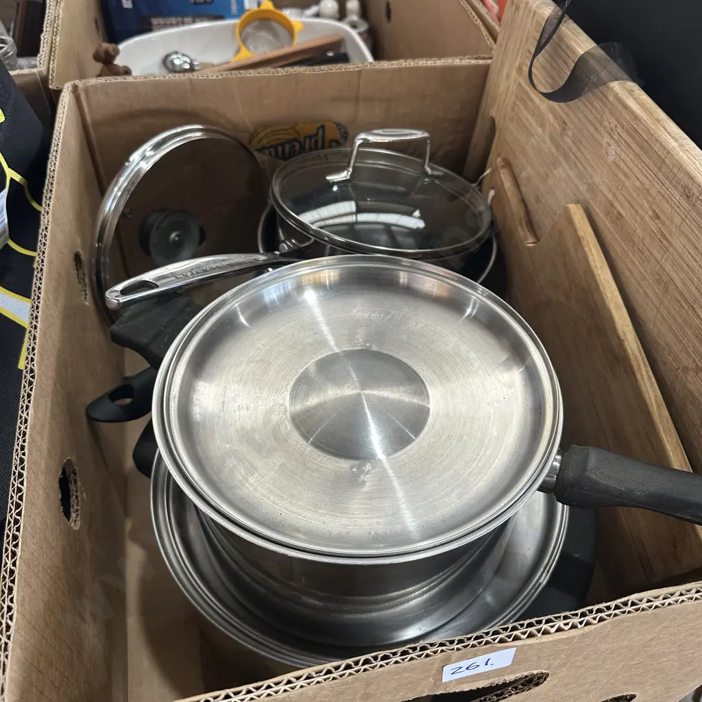 Pots and bread boards Image 1++