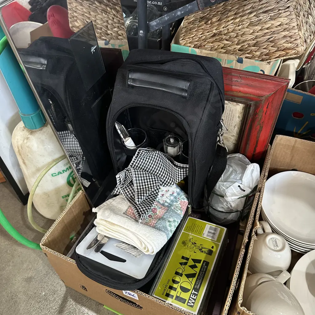 Picture frames, bag, floral foam etc. Image 1++