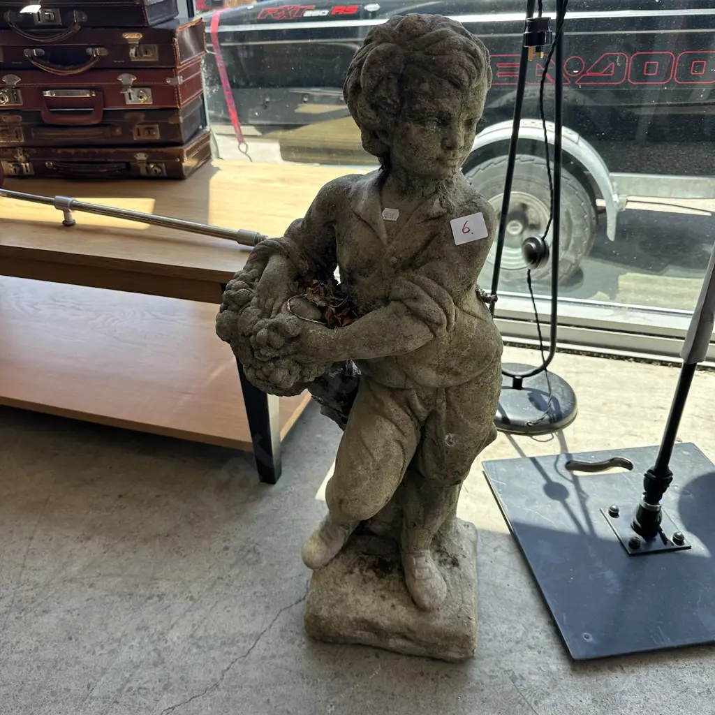 concrete garden statue Image 1++