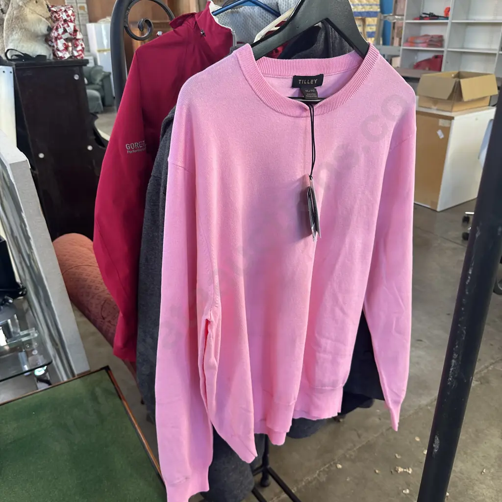 Tilley sweater XL/$299 Image 1++