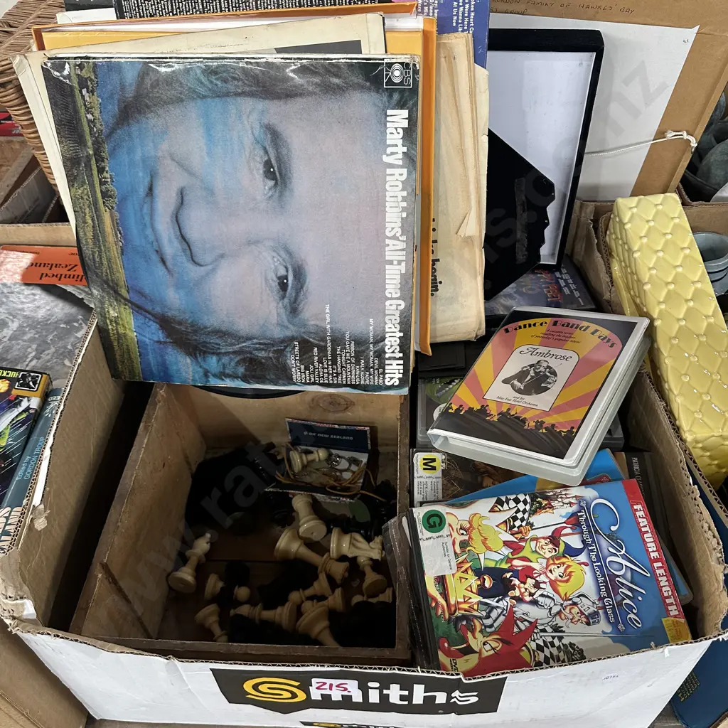 Records, DVDs, chess pieces etc. Image 1++