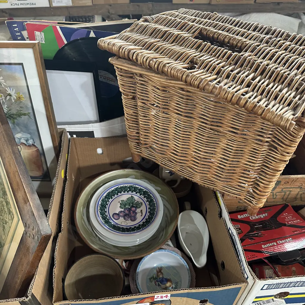 pottery and fishing basket Image 1++