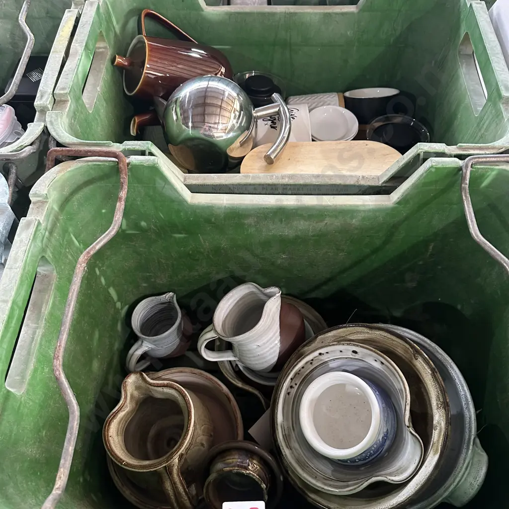 2 bins of pottery etc Image 1++