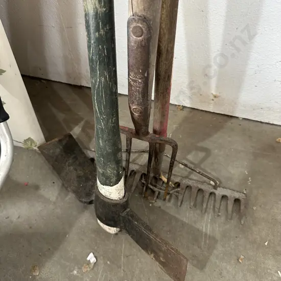 grubber, fork and rake