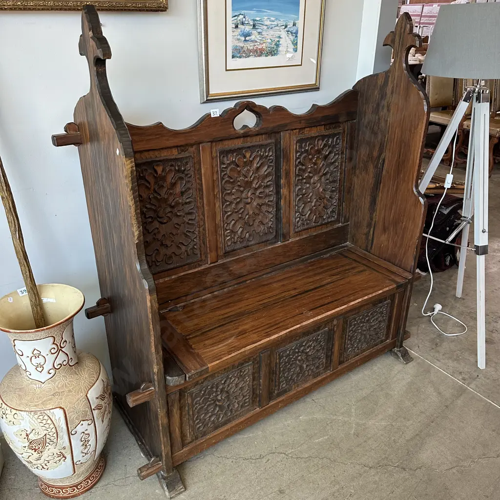 Hall seat carved by NZ sculpture Tony Greaves 1300w Image 1++