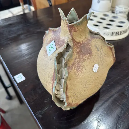 pottery vase